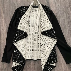 Ivanka Trump Black and white sweater